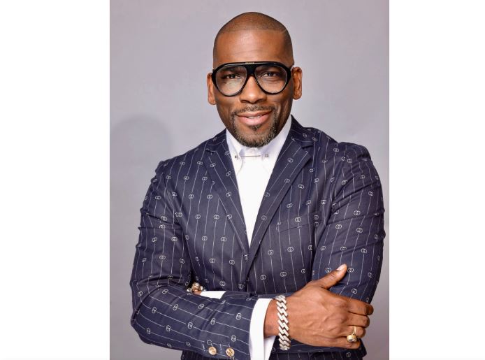 Is Dr. Jamal Bryant a sellout or a victim of his own ego?